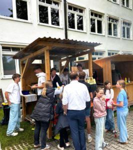 Mehr über den Artikel erfahren Sommerfest 2026 – Helfer und Buffetgaben